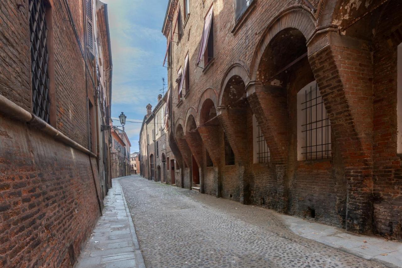 Central Ferrara Apartment Exteriér fotografie